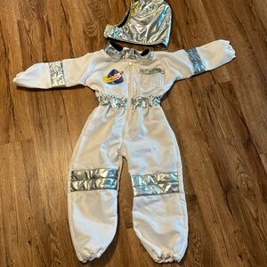 Unisex white Melissa and doug space suit size 3-6